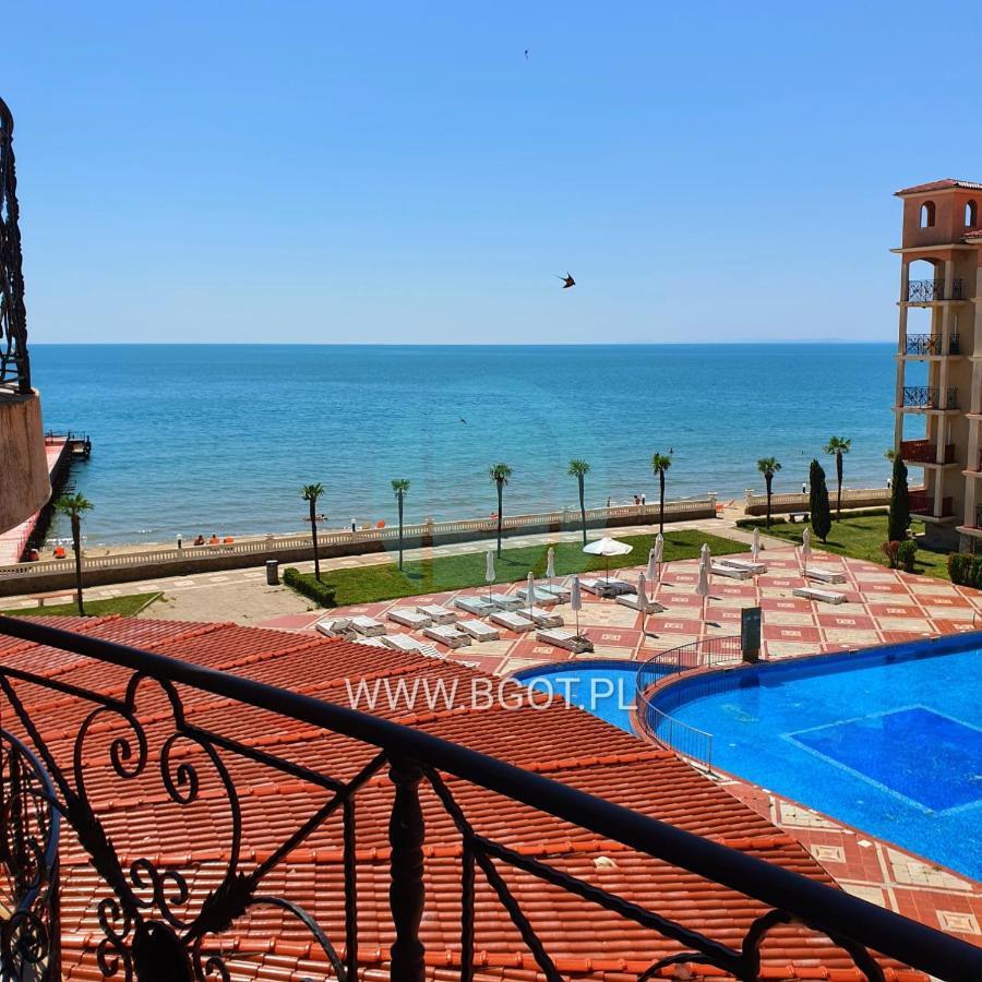 Andalucia Beach - Sea Viev Apartments Еленіте Екстер'єр фото