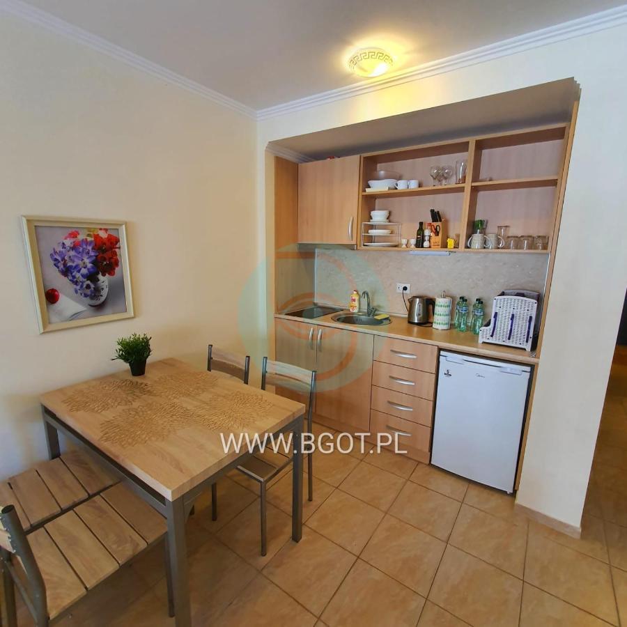 Andalucia Beach - Sea Viev Apartments Еленіте Екстер'єр фото