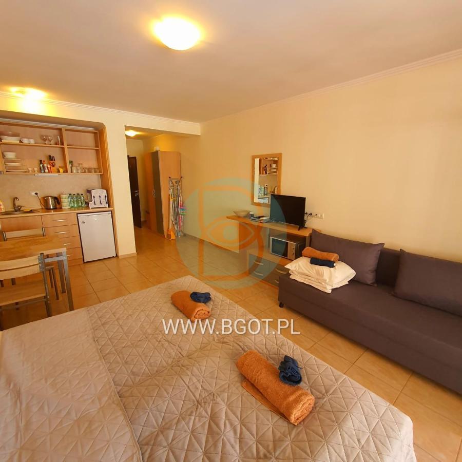 Andalucia Beach - Sea Viev Apartments Еленіте Екстер'єр фото